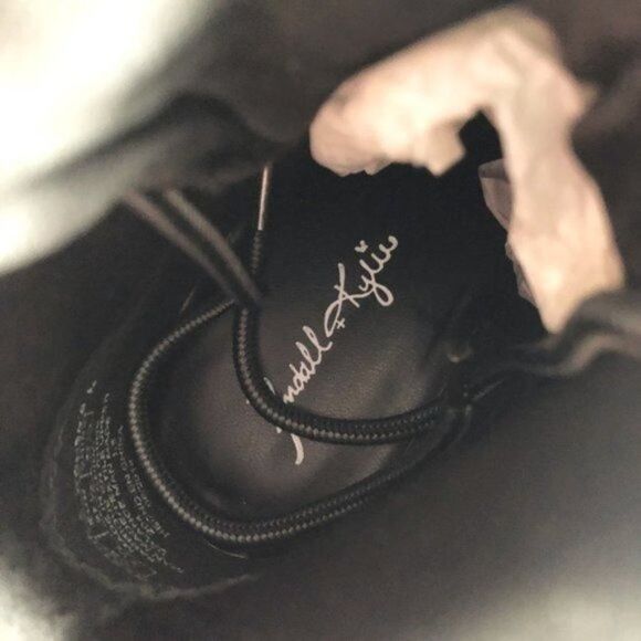 KENDALL + KYLIE Black Weston Block Heel Boot - Picture 6 of 8